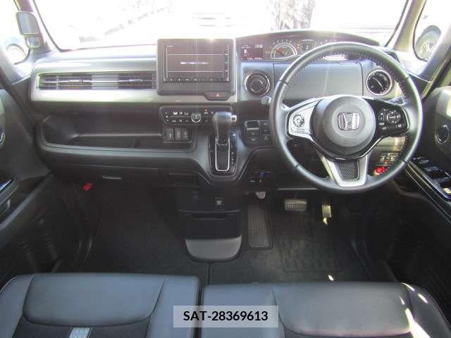 Honda N BOX CUSTOM 2022-01 278988-11