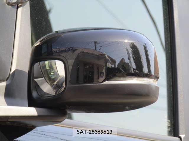 Honda N BOX CUSTOM 2022-01 278988-9