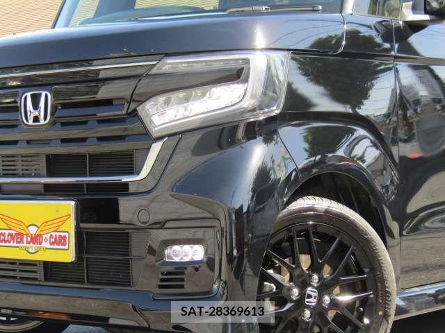 Honda N BOX CUSTOM 2022-01 278988-8