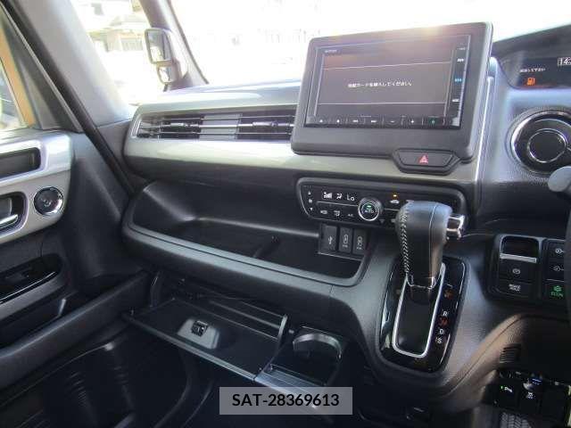 Honda N BOX CUSTOM 2022-01 278988-17