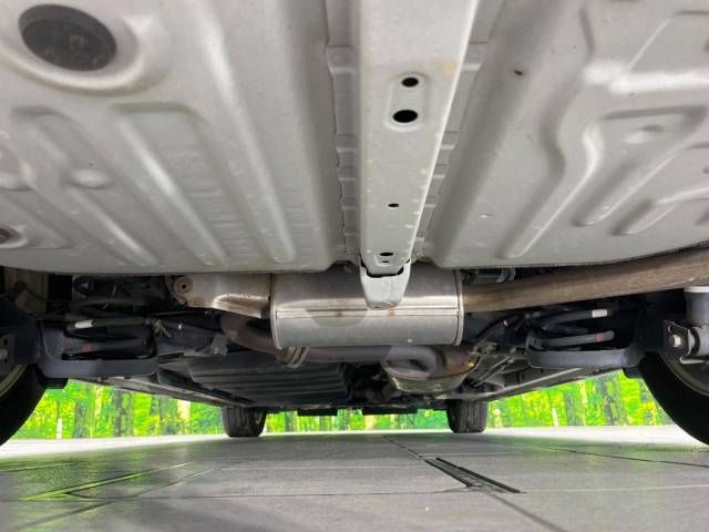 Toyota VOXY 2016-09 195594-19