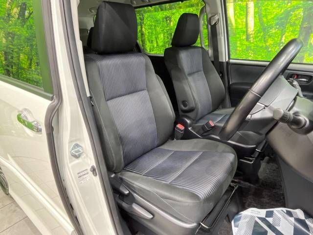 Toyota VOXY 2016-09 195594-10