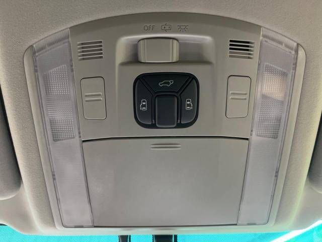 Toyota VELLFIRE 2012-03 20179-6