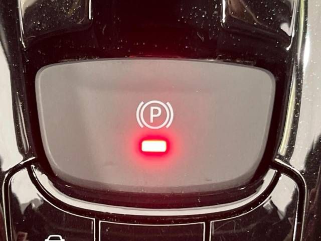 Toyota C-HR 2019-08 16402-8