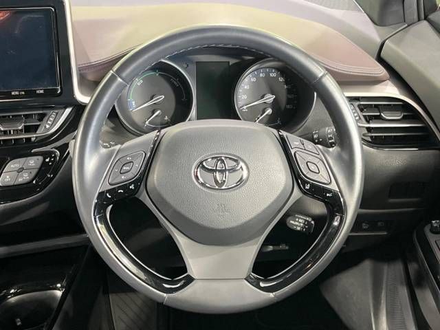 Toyota C-HR 2019-08 16402-12