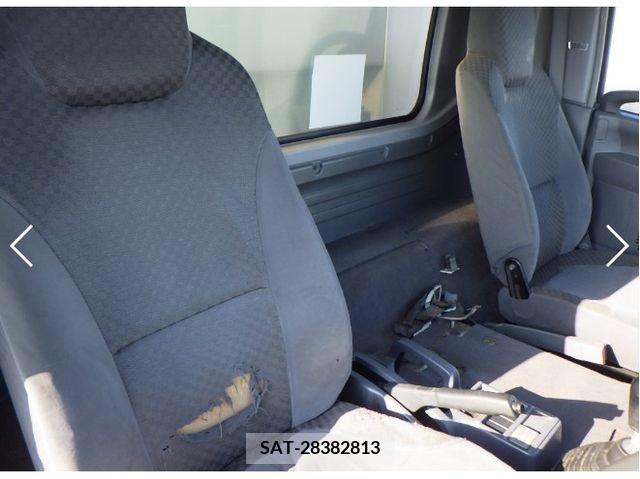 Isuzu FORWARD 2010-05 302742-5