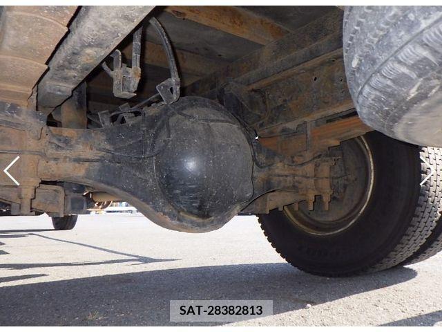 Isuzu FORWARD 2010-05 302742-12