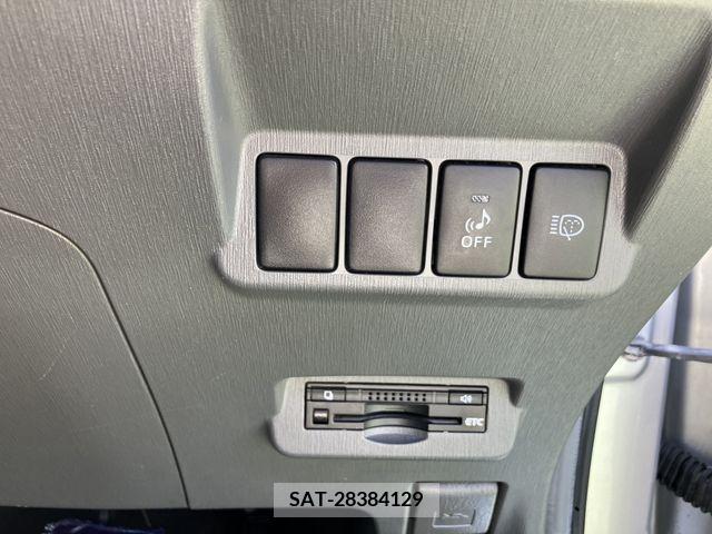Toyota PRIUS ALPHA 2013-05 282438-15