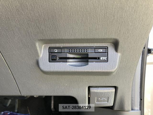 Toyota PRIUS ALPHA 2013-05 282438-13