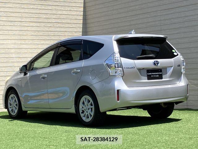 Toyota PRIUS ALPHA 2013-05 282438-8