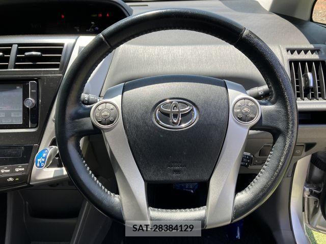 Toyota PRIUS ALPHA 2013-05 282438-11