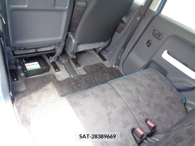Suzuki HUSTLER 2017-06 312833-27