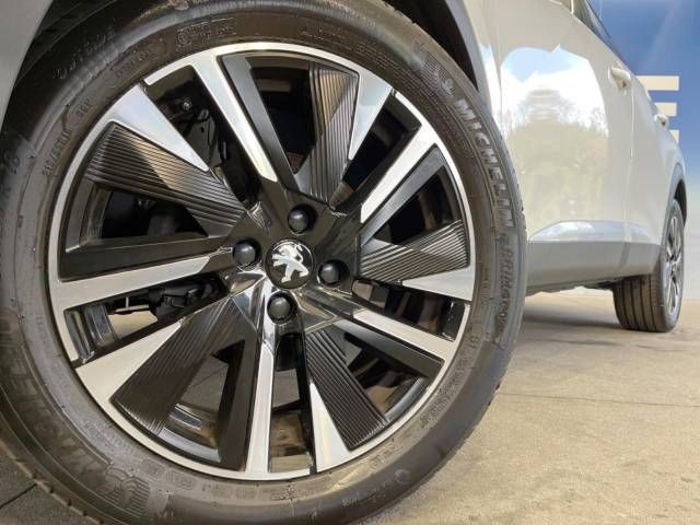 Peugeot 2008 2021-06 27379-13