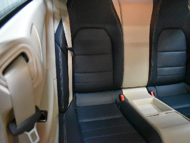 Mercedes Benz E-CLASS 2015-11 11580-21