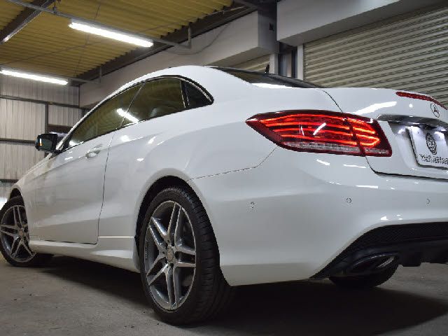 Mercedes Benz E-CLASS 2015-11 11580-23