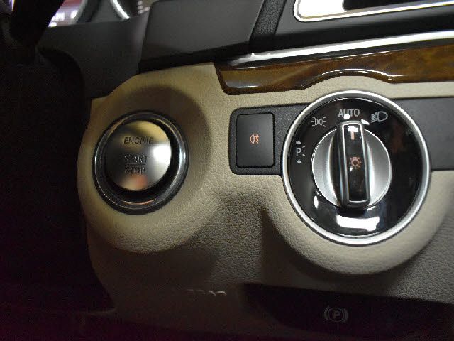 Mercedes Benz E-CLASS 2015-11 11580-3
