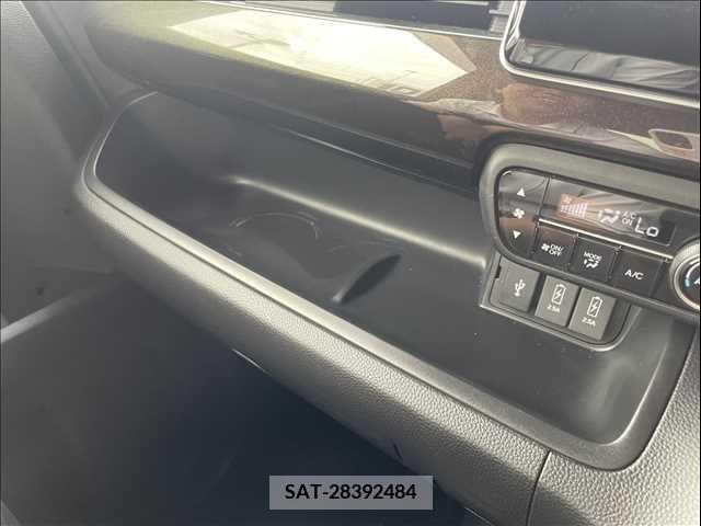 Honda N BOX CUSTOM 2019-10 307090-26