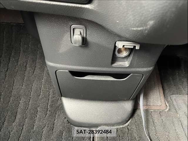 Honda N BOX CUSTOM 2019-10 307090-23