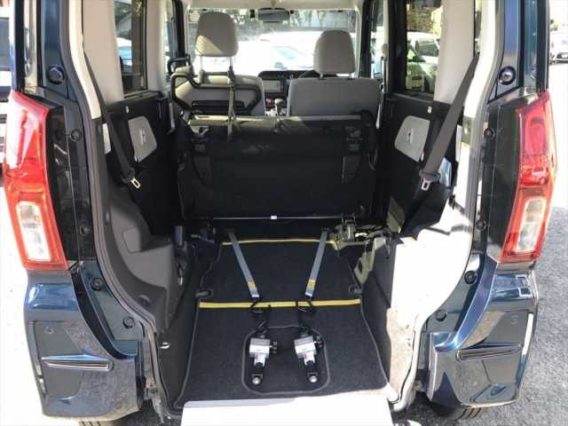 Daihatsu TANTO 2021-04 18146-2