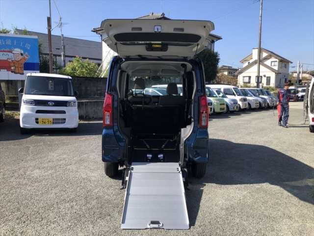 Daihatsu TANTO 2021-04 18146-1