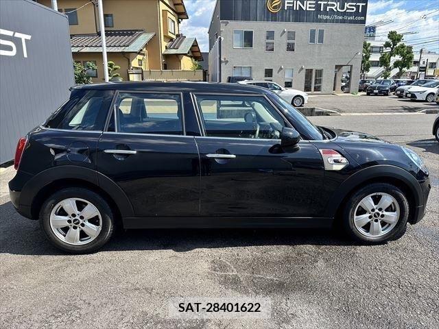 Bmw MINI 2018-10 319865-3
