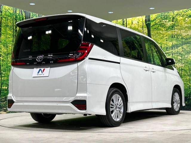 Toyota NOAH 2023-06 191778-17