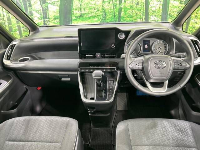Toyota NOAH 2023-06 191778-1