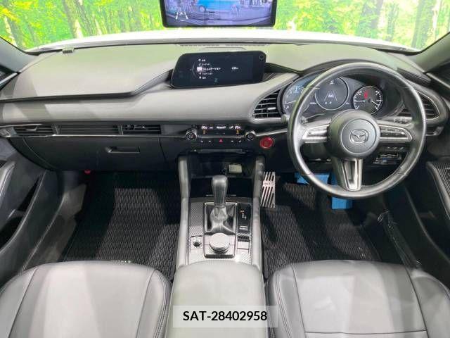 Mazda MAZDA3 2021-09 349371-1