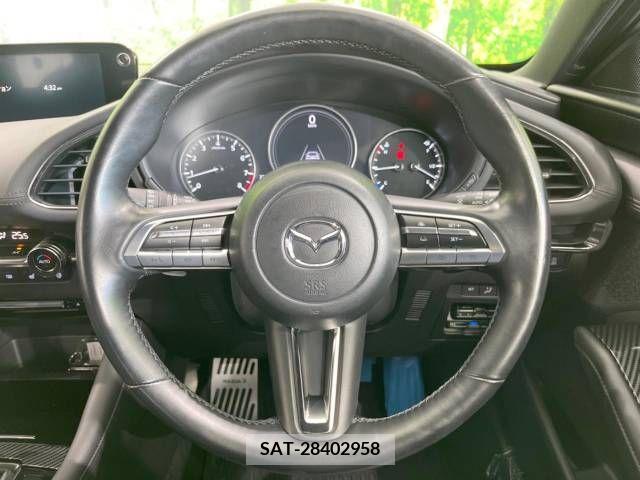 Mazda MAZDA3 2021-09 349371-11