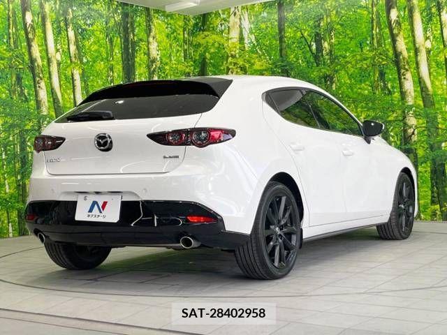 Mazda MAZDA3 2021-09 349371-17