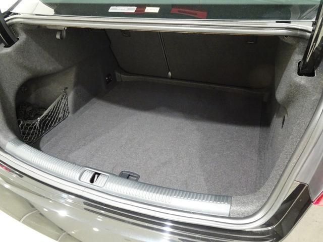 Audi A3 SEDAN 2018-03 184599-16