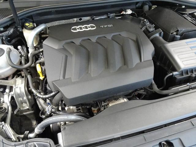 Audi A3 SEDAN 2018-03 184599-17