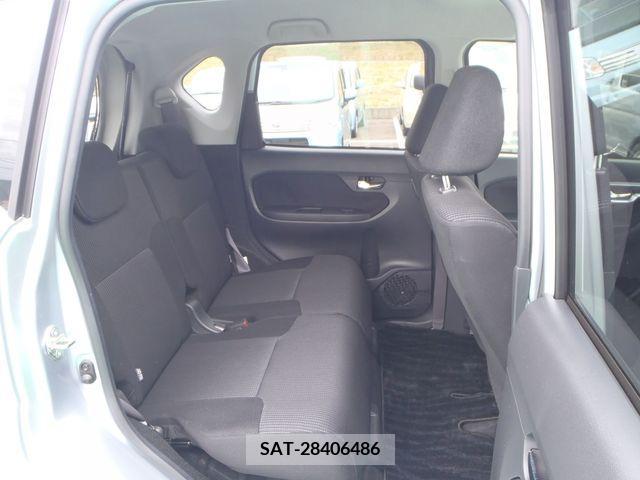 Daihatsu MOVE CUSTOM 2018-06 379132-9