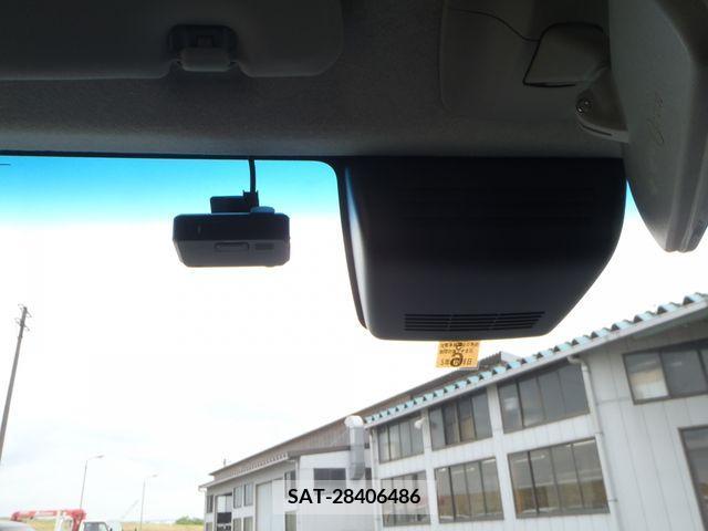 Daihatsu MOVE CUSTOM 2018-06 379132-14