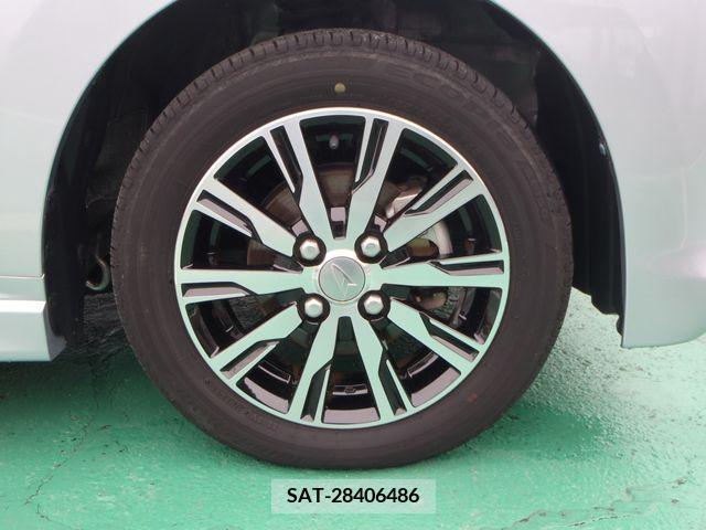 Daihatsu MOVE CUSTOM 2018-06 379132-6