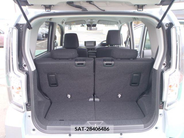 Daihatsu MOVE CUSTOM 2018-06 379132-10
