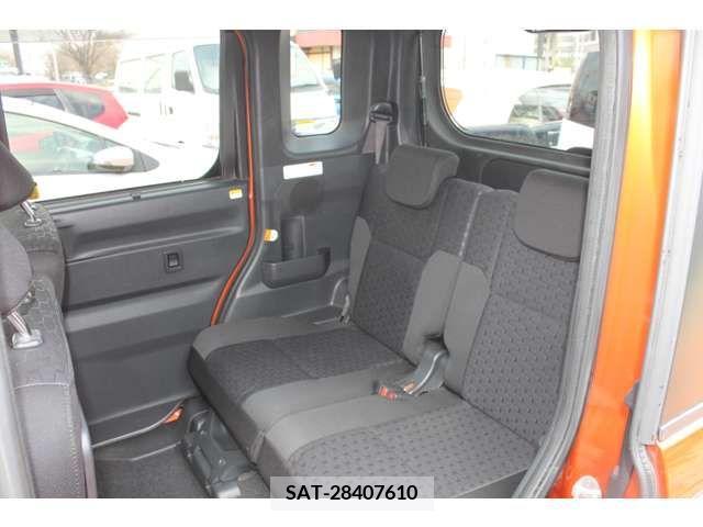 Daihatsu WAKE 2015-03 373709-8