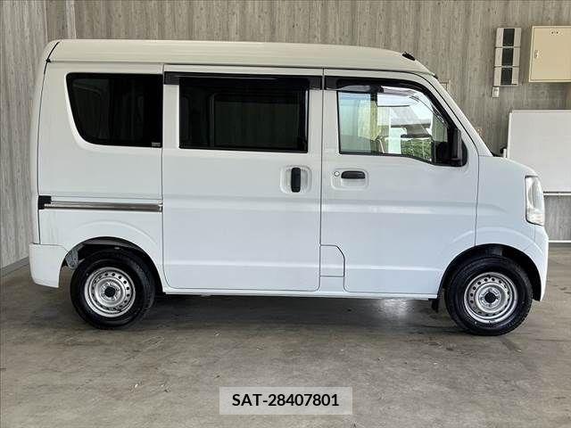 Suzuki EVERY 2017-05 269186-10