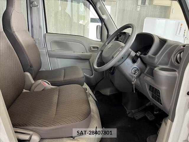 Suzuki EVERY 2017-05 269186-15