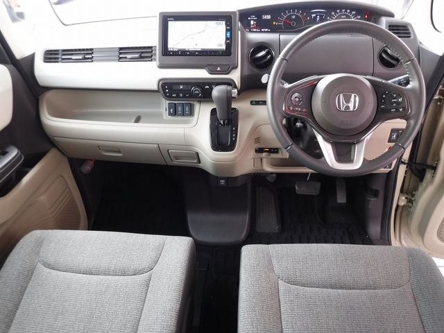 Honda N BOX 2019-02 18926-1