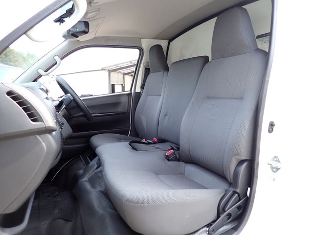 Toyota REGIUSACE VAN 2016-08 24210-20
