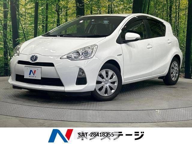 Toyota AQUA 2013-04 349882-0