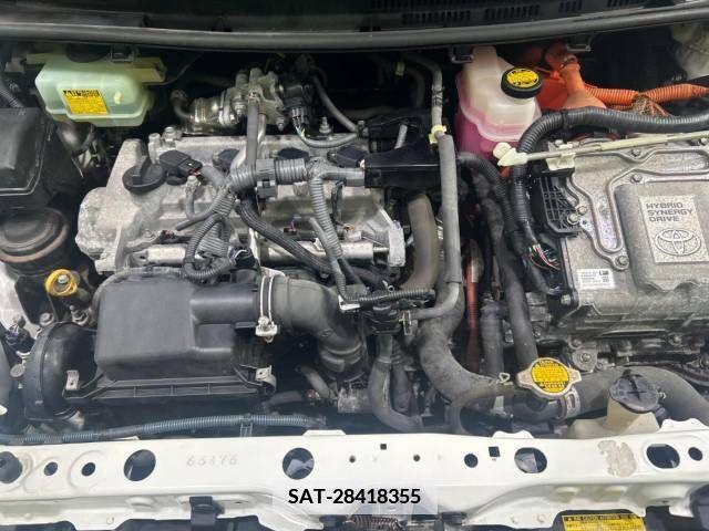 Toyota AQUA 2013-04 349882-18
