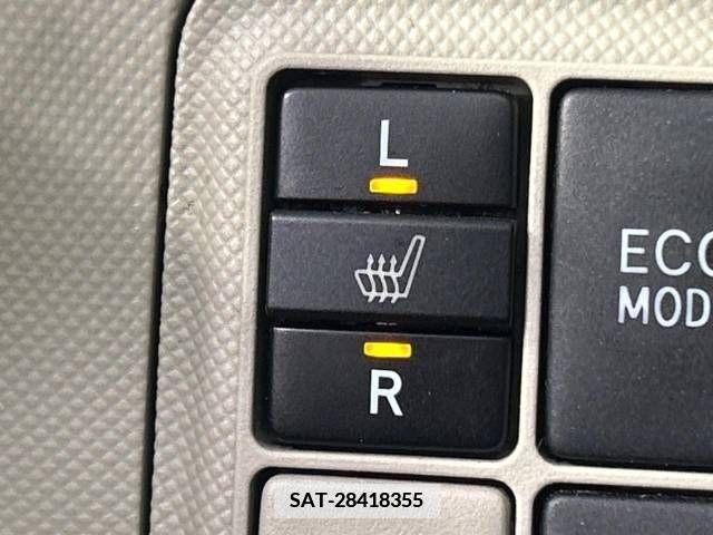 Toyota AQUA 2013-04 349882-3