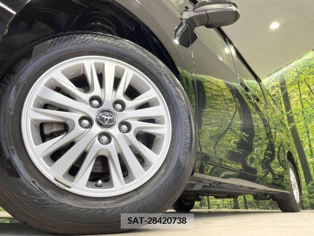 Toyota VOXY 2015-04 375497-14