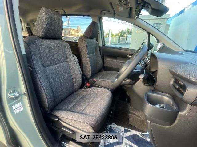 Toyota SIENTA 2023-02 368158-8