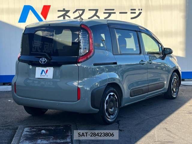 Toyota SIENTA 2023-02 368158-17
