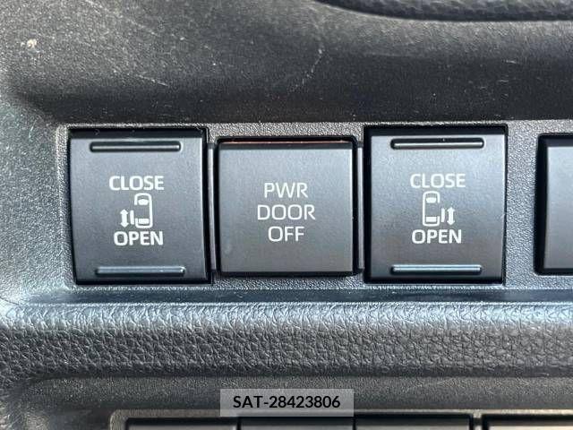 Toyota SIENTA 2023-02 368158-5