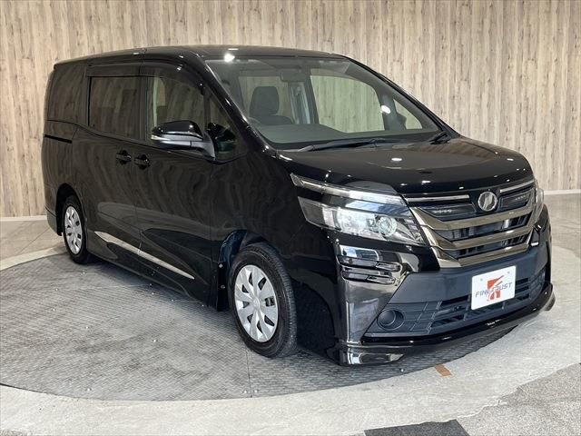 Toyota VOXY 2016-11 13209-2