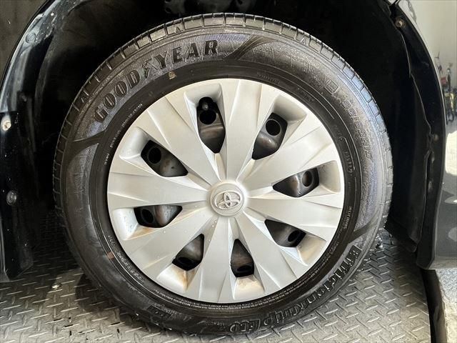 Toyota VOXY 2016-11 13209-14